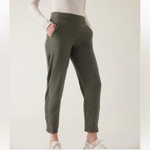 Athleta Brooklyn Mid Rise Ankle Pant NWT